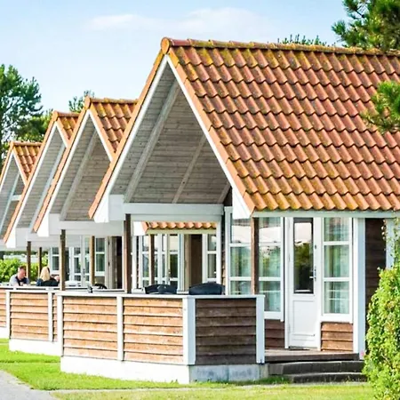 Holiday home Li Bogense